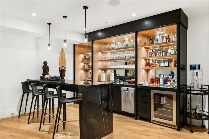 1521 Bayadere Terrace, Corona Del Mar, California 92625