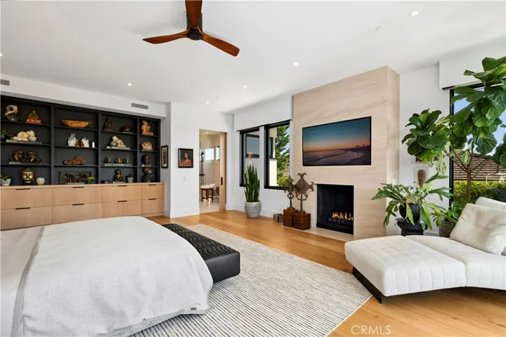 1521 Bayadere Terrace, Corona Del Mar, California 92625