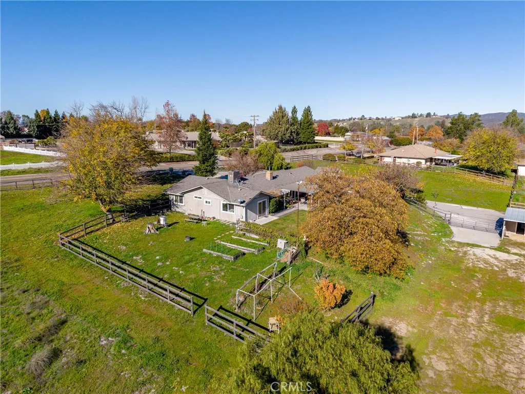 9220 Carmel, Atascadero, California 93422 home-pic-36