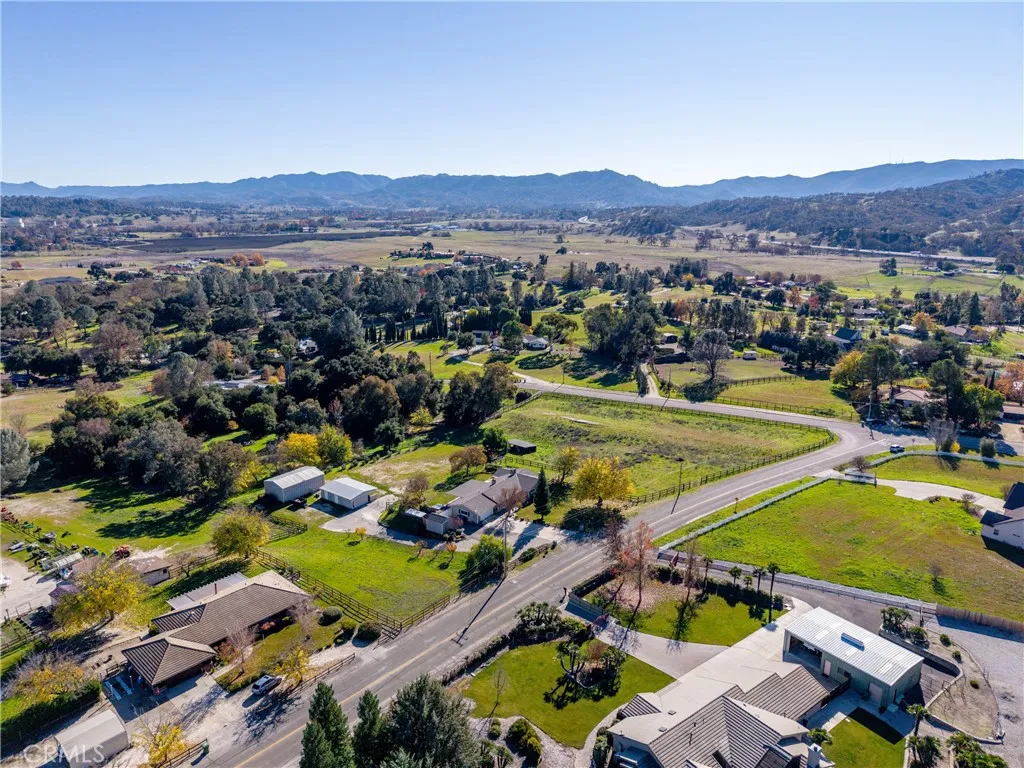 9220 Carmel, Atascadero, California 93422 home-pic-59