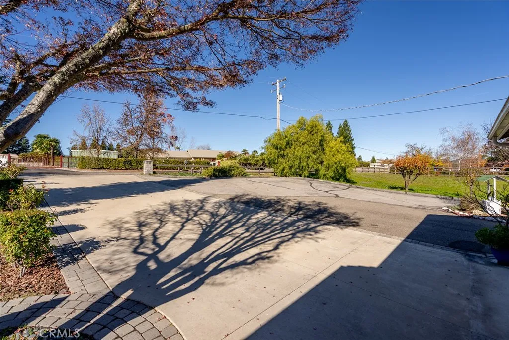 9220 Carmel, Atascadero, California 93422 home-pic-29