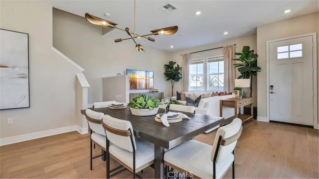 27329 Shore Pine Place, Valencia, California 91381 home-pic-4