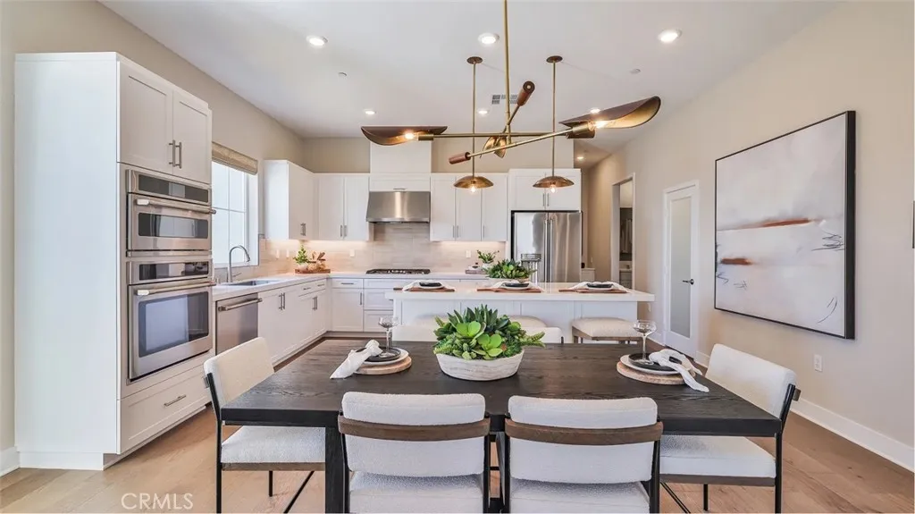27329 Shore Pine Place, Valencia, California 91381 home-pic-1