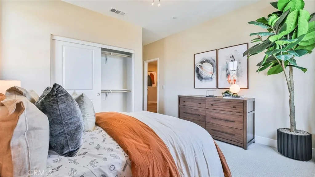 27329 Shore Pine Place, Valencia, California 91381 home-pic-16