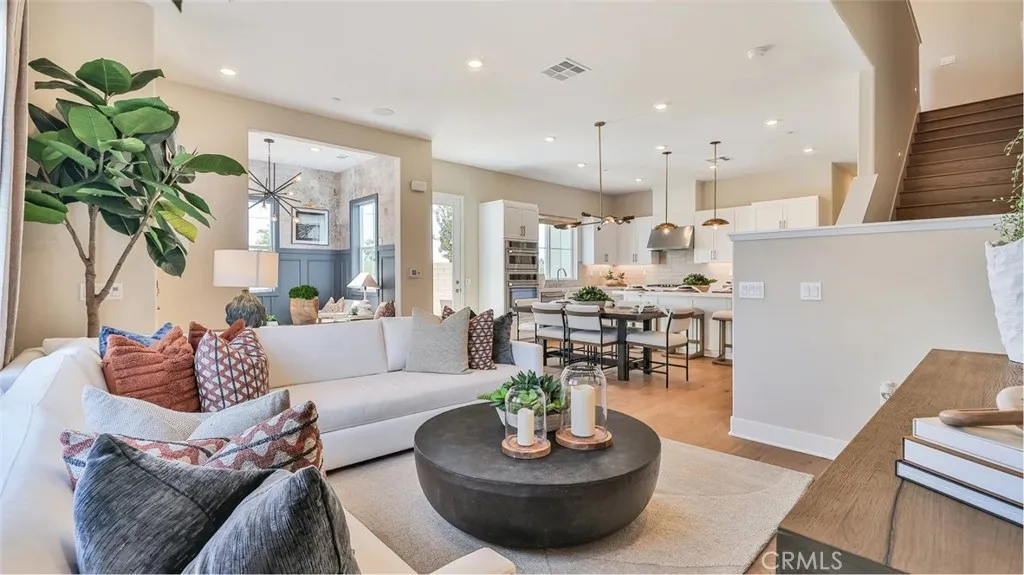 27329 Shore Pine Place, Valencia, California 91381 home-pic-6