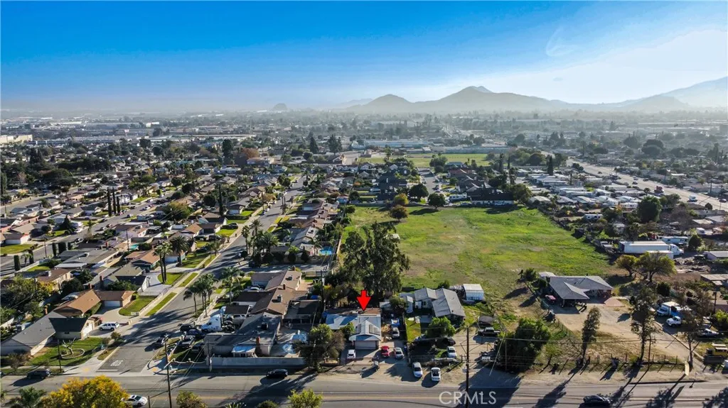18793 San Bernardino, Bloomington, California 92316 home-pic-2