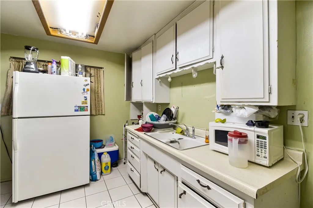 18793 San Bernardino, Bloomington, California 92316 home-pic-11