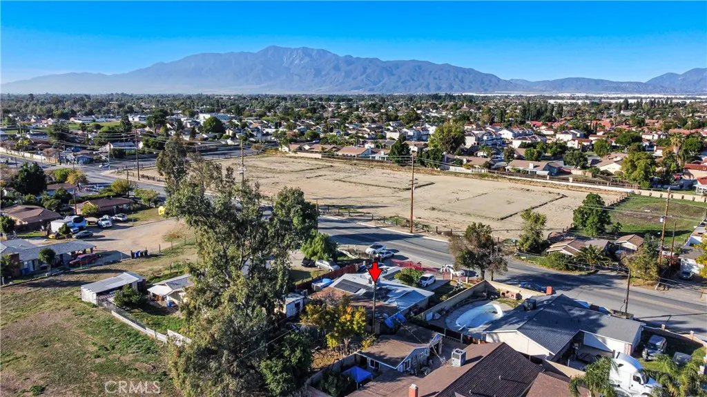 18793 San Bernardino, Bloomington, California 92316 home-pic-4