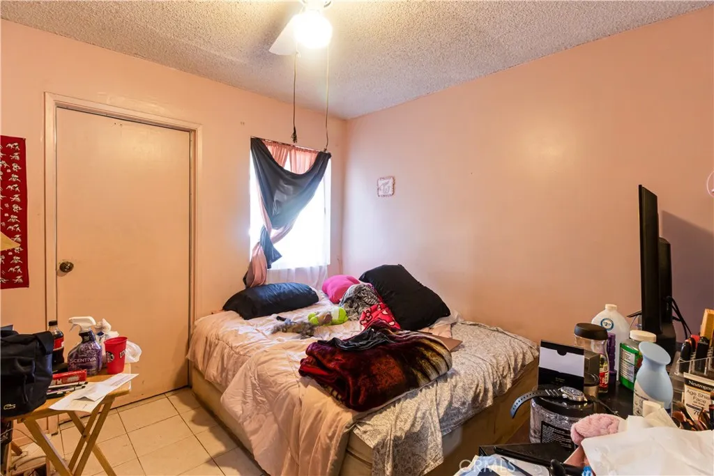 18793 San Bernardino, Bloomington, California 92316 home-pic-8
