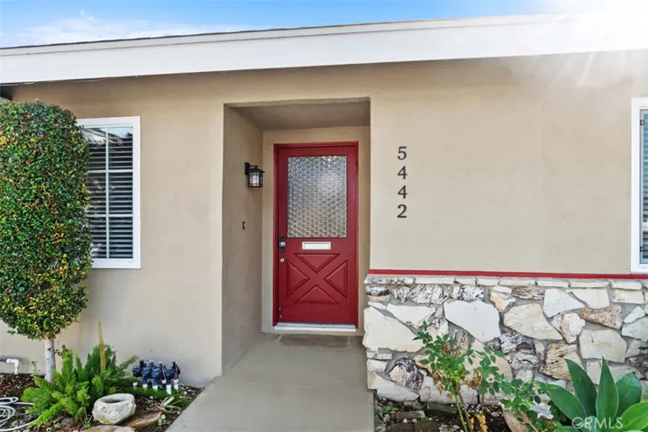 Welcome to 5442 Huntley in Garden Park!
