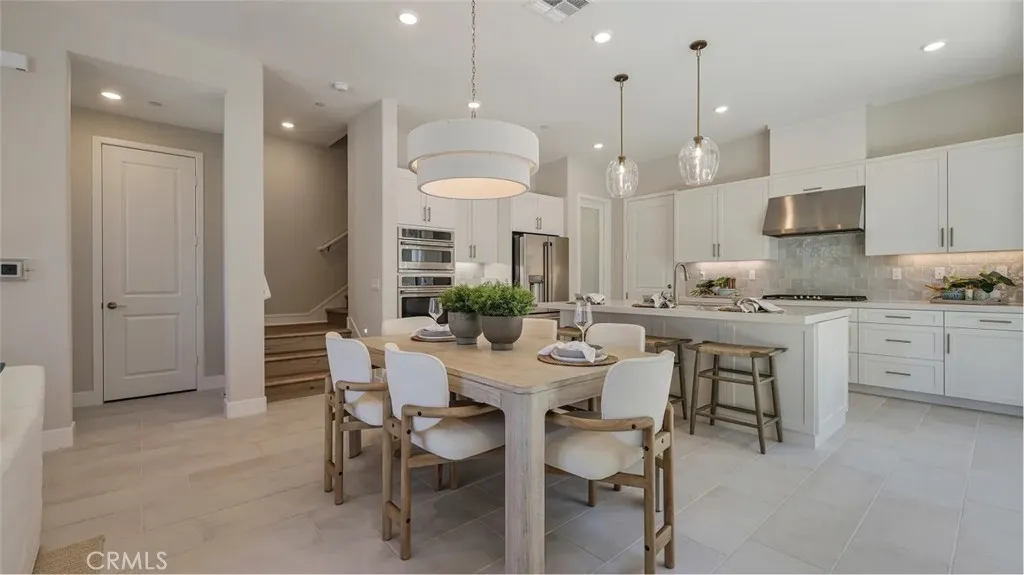 27325 Shore Pine Place, Valencia, California 91381 home-pic-0