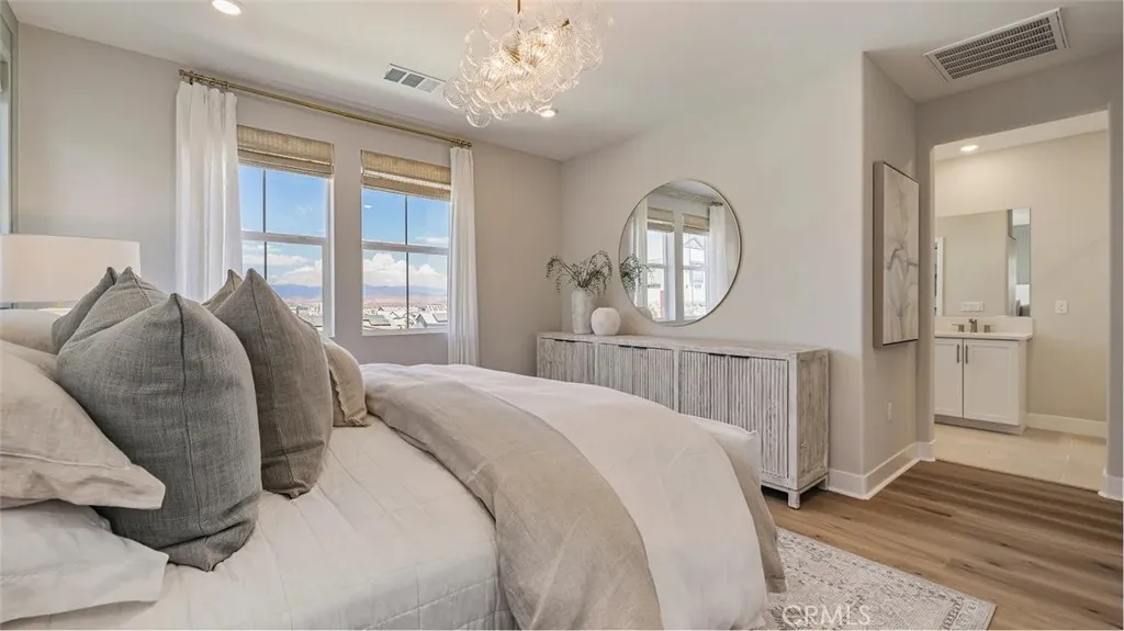 27325 Shore Pine Place, Valencia, California 91381 home-pic-7