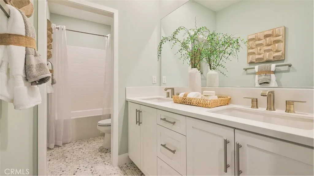 27325 Shore Pine Place, Valencia, California 91381 home-pic-12