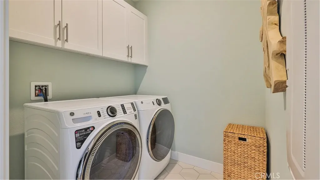 27325 Shore Pine Place, Valencia, California 91381 home-pic-17