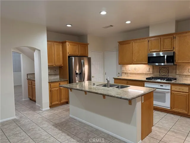26574 Oakdale Canyon, Canyon Country, California 91387