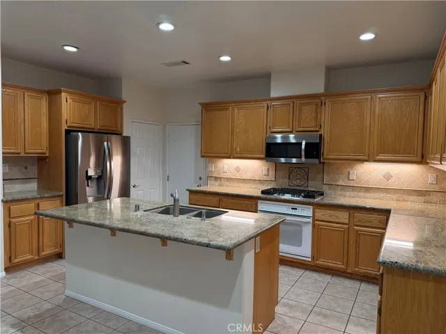 26574 Oakdale Canyon, Canyon Country, California 91387