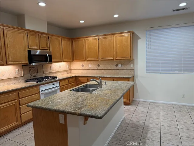 26574 Oakdale Canyon, Canyon Country, California 91387