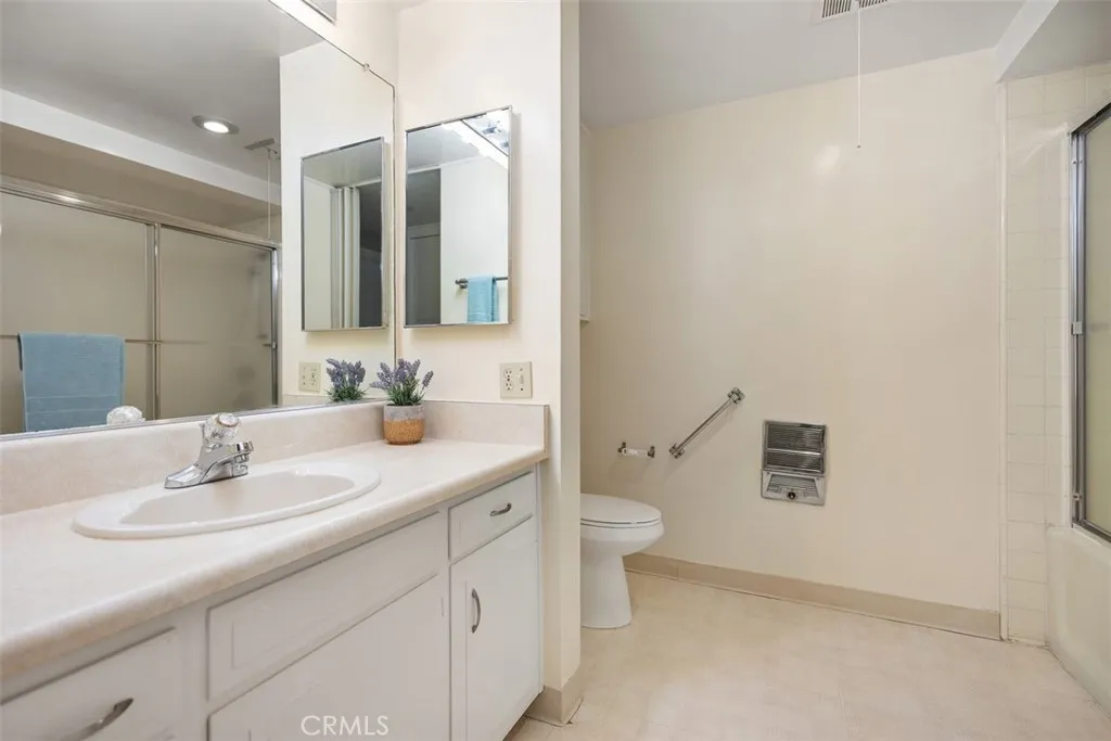 57 Calle Cadiz O, Laguna Woods, California 92637 home-pic-13