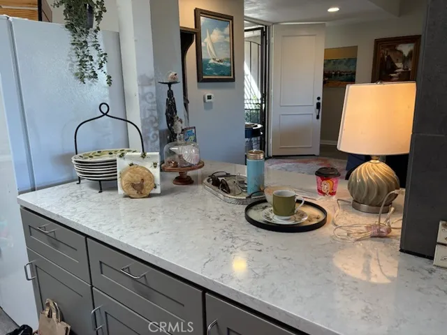 breakfast bar