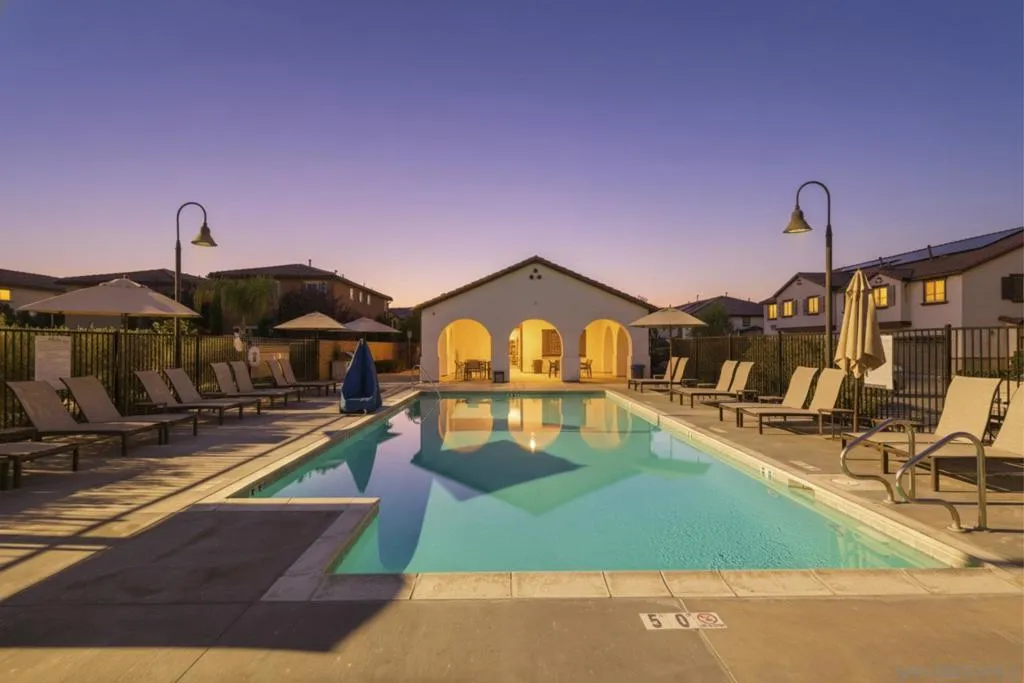 24120 Dolcetto Ave 804, Murrieta, California 92562 home-pic-3