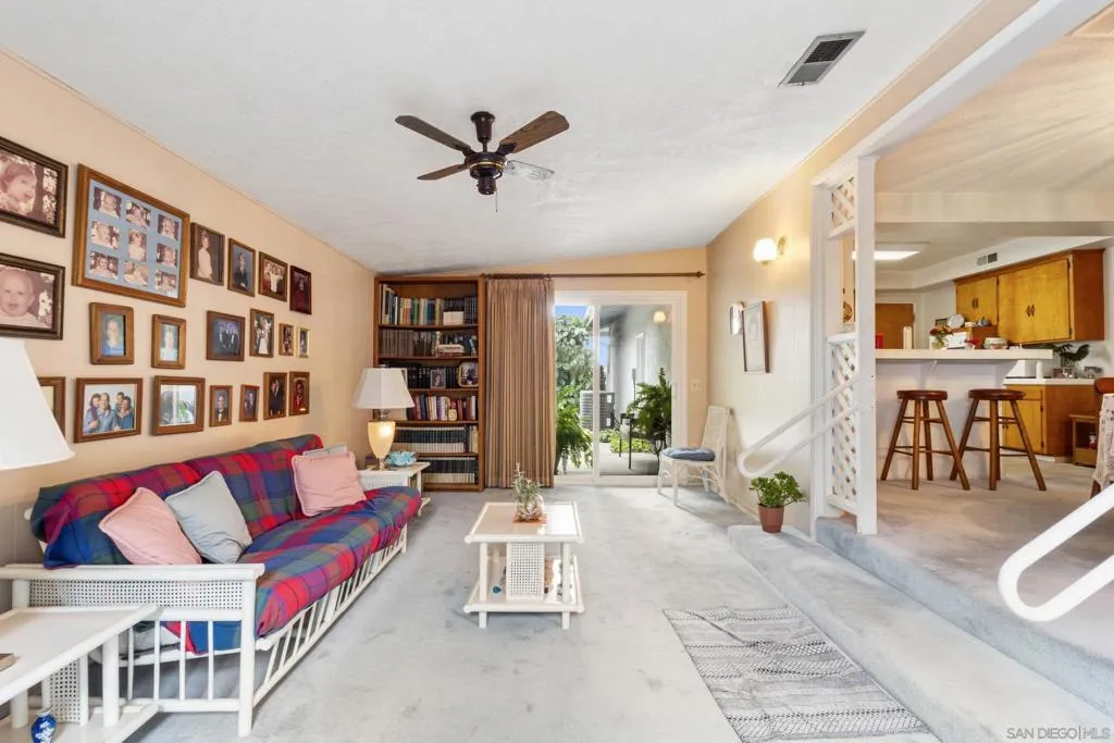 1724 S Santa Fe Ave, Vista, California 92084 home-pic-12