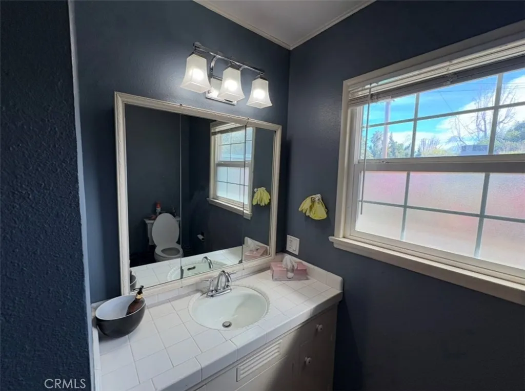 535 Fairmont Drive, San Bernardino, California 92404 home-pic-33
