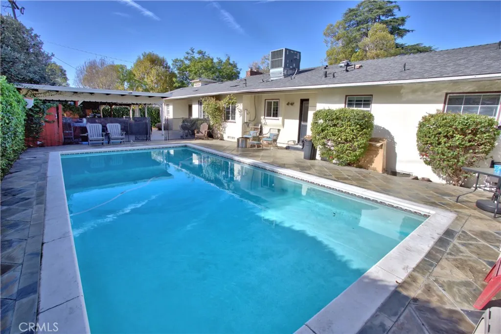 535 Fairmont Drive, San Bernardino, California 92404 home-pic-25