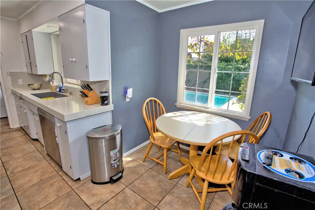 535 Fairmont Drive, San Bernardino, California 92404 home-pic-14