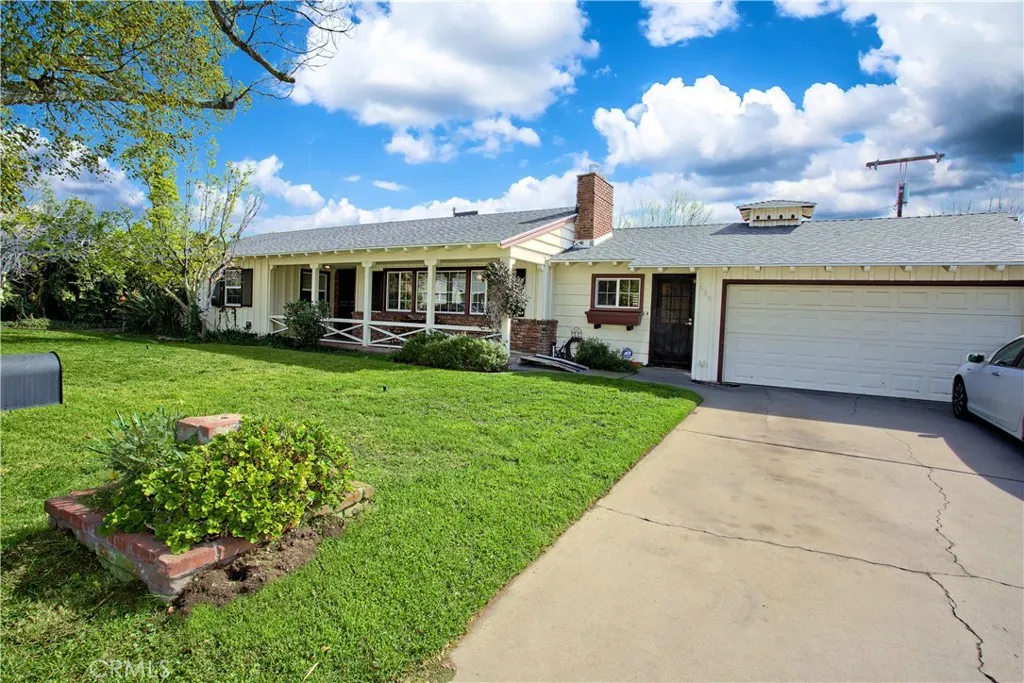 535 Fairmont Drive, San Bernardino, California 92404 home-pic-1
