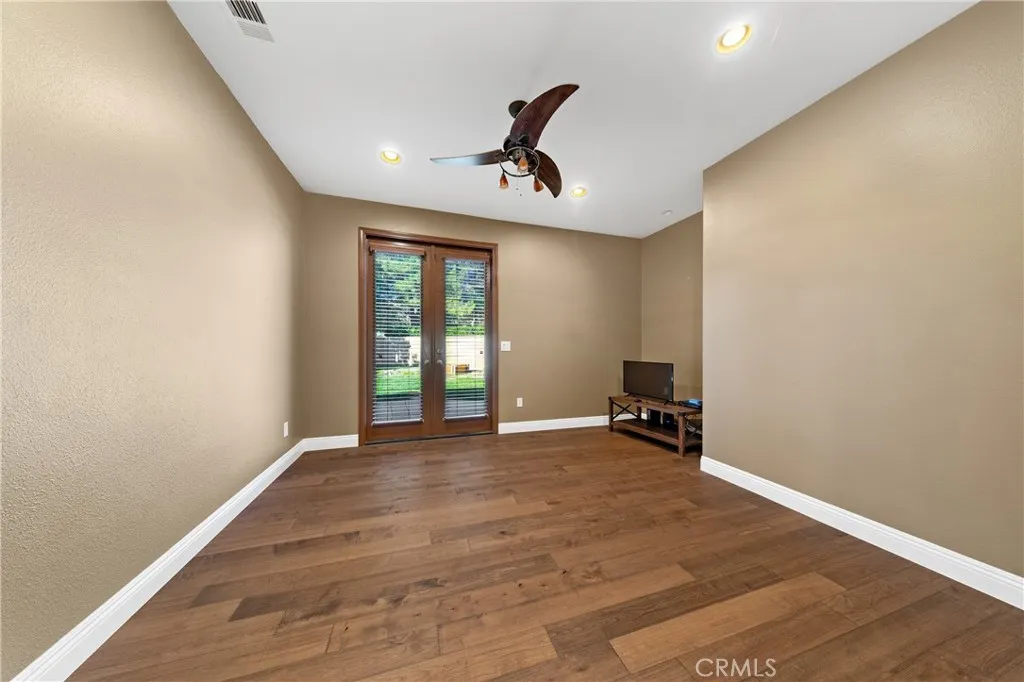 29351 Castaway Court, Menifee, California 92585 home-pic-19