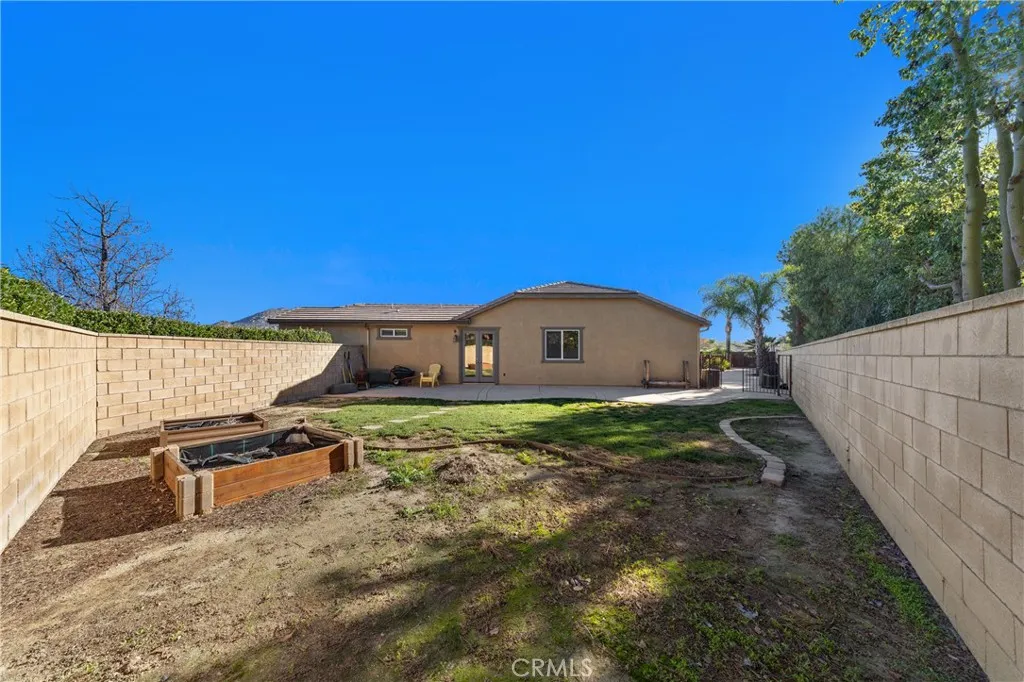 29351 Castaway Court, Menifee, California 92585 home-pic-33