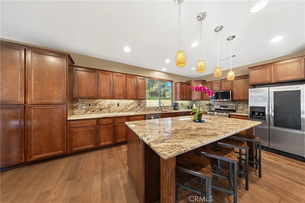 29351 Castaway Court, Menifee, California 92585 home-pic-9