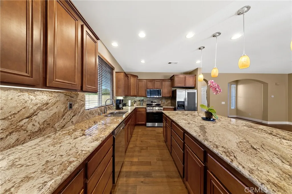 29351 Castaway Court, Menifee, California 92585 home-pic-10