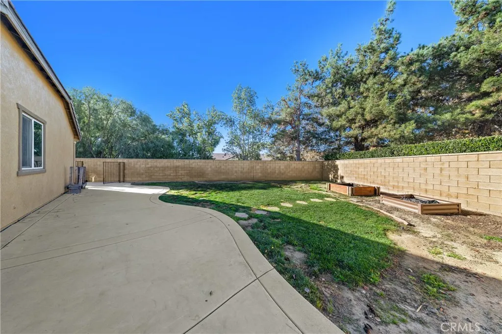 29351 Castaway Court, Menifee, California 92585 home-pic-32