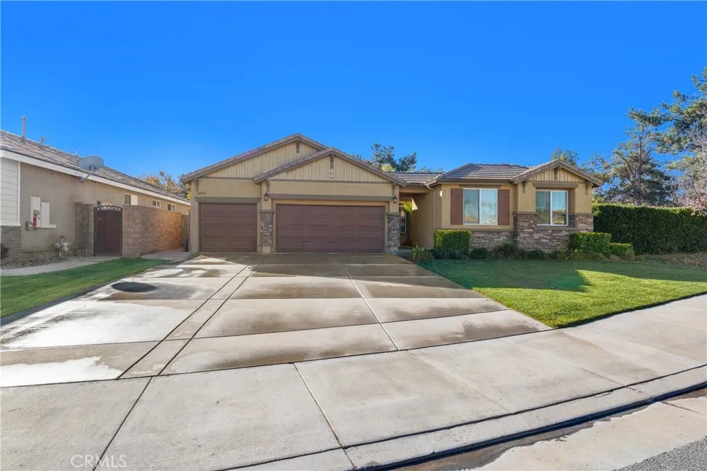 29351 Castaway Court, Menifee, California 92585 home-pic-25