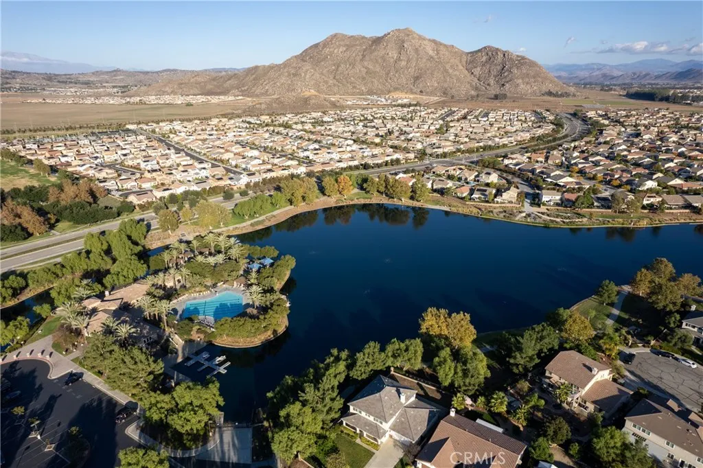 29351 Castaway Court, Menifee, California 92585 home-pic-49