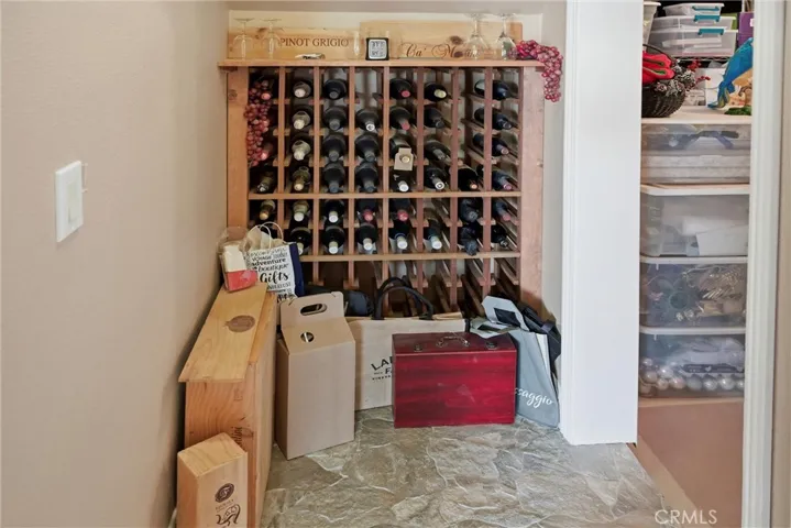Wine storage + bonus storage room