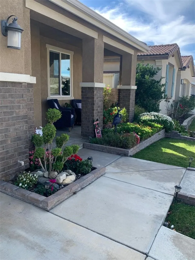 18319 Lapis Lane, San Bernardino, California 92407 home-pic-7