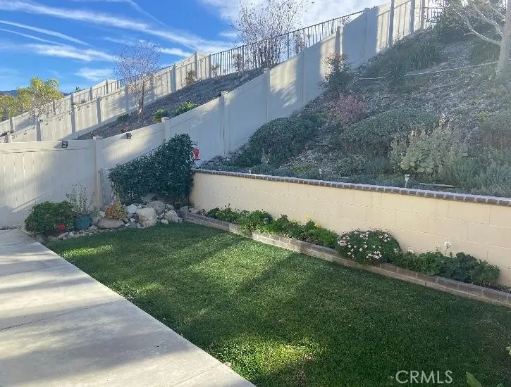 18319 Lapis Lane, San Bernardino, California 92407 home-pic-63