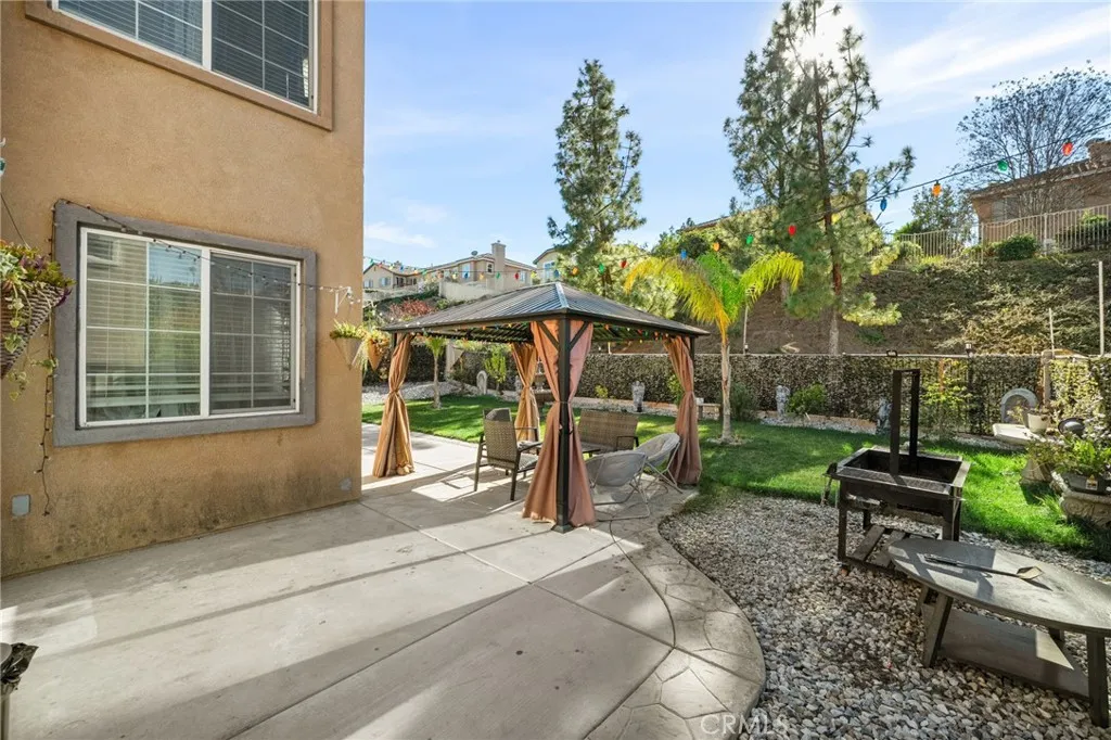 12 Plaza Avila, Lake Elsinore, California 92532 home-pic-35