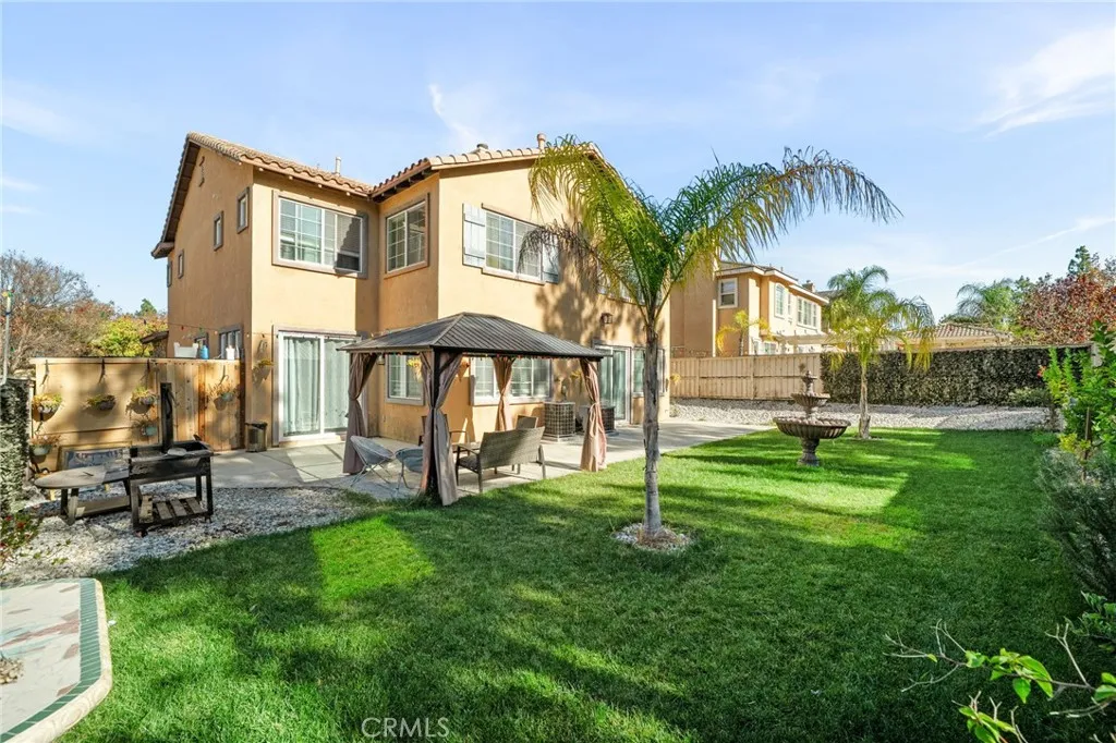 12 Plaza Avila, Lake Elsinore, California 92532 home-pic-33