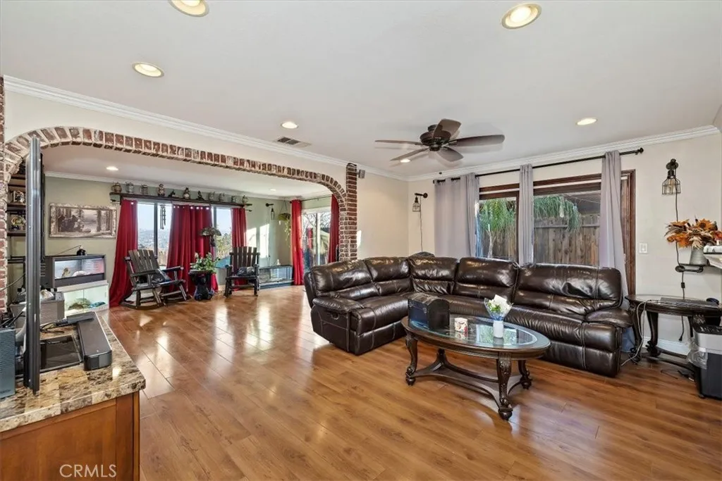14119 El Mesa, Riverside, California 92503 home-pic-20