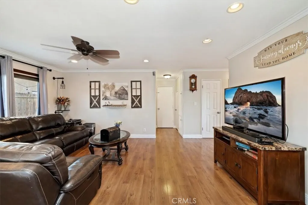 14119 El Mesa, Riverside, California 92503 home-pic-23