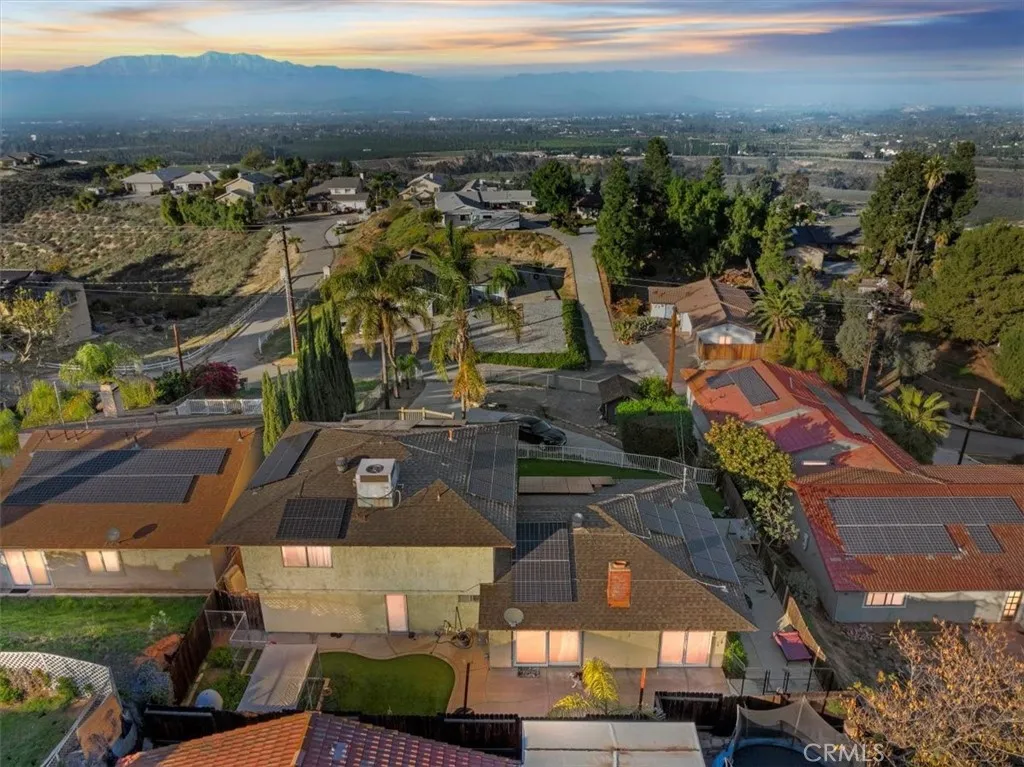 14119 El Mesa, Riverside, California 92503 home-pic-2