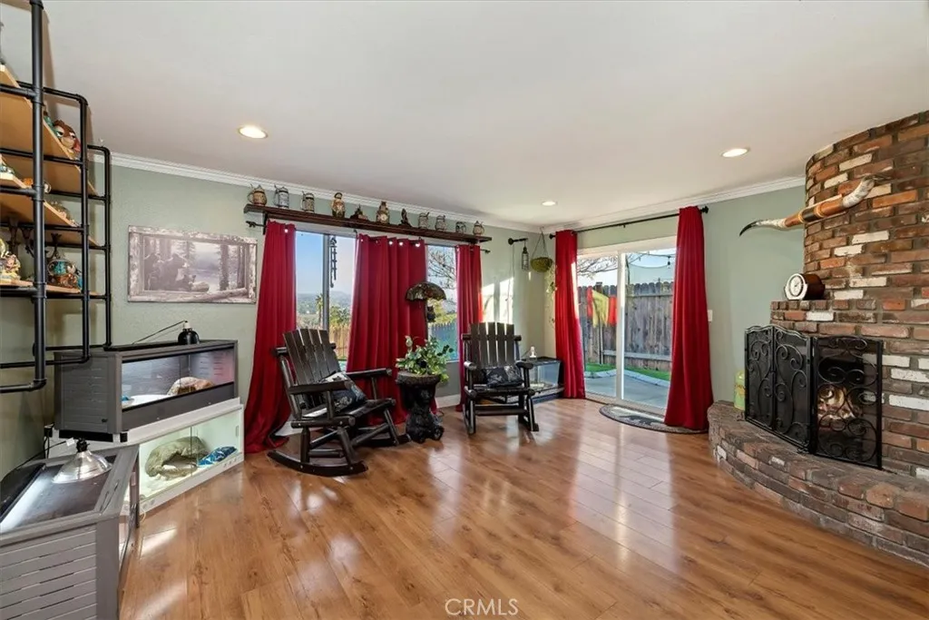 14119 El Mesa, Riverside, California 92503 home-pic-21