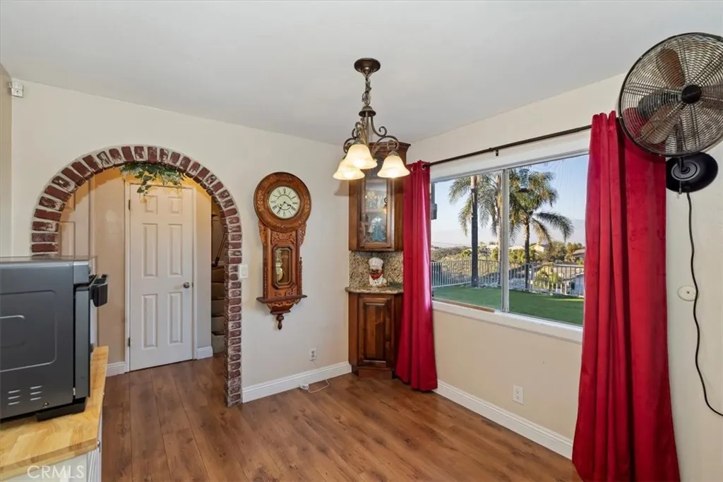 14119 El Mesa, Riverside, California 92503 home-pic-32