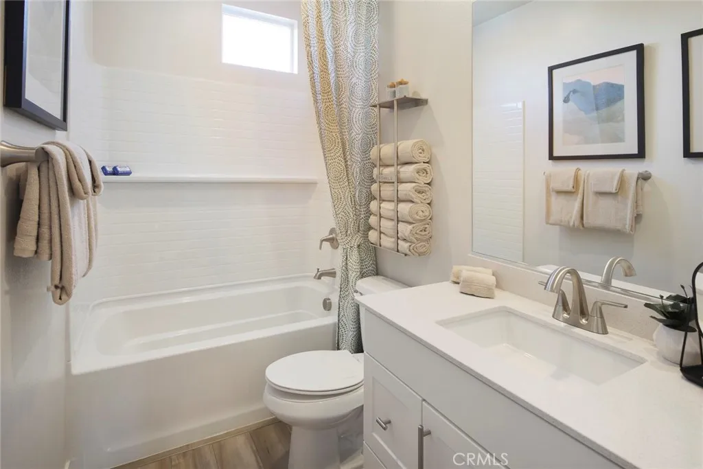 9527 Hannah Way, Riverside, California 92503 home-pic-17