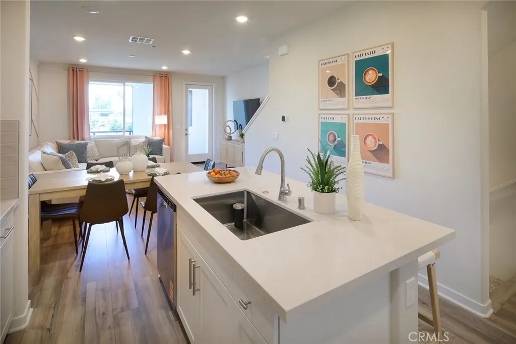 9525 Hannah Way, Riverside, California 92503 home-pic-10