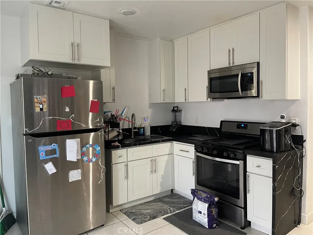 1416 Orange, Long Beach, California 90813 home-pic-12