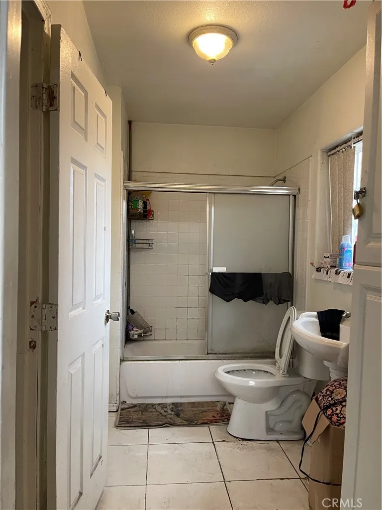 1416 Orange, Long Beach, California 90813 home-pic-17
